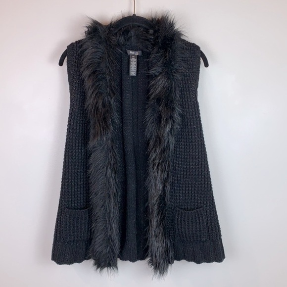 Style & Co. Wool Blend Open Front Sleeveless Knit Cardigan With Faux Fur Trim - Picture 4 of 6